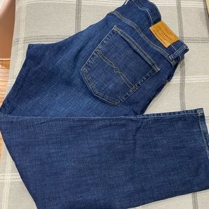 Mens Lucky Brand Jeans 36x32 221 Straight great condition